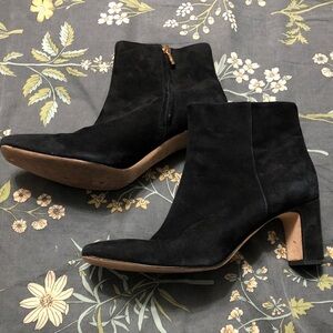 J. McLaughlin Gloria Classic Suede Zipper Ankle Boots in Black and Gold Size 9.5